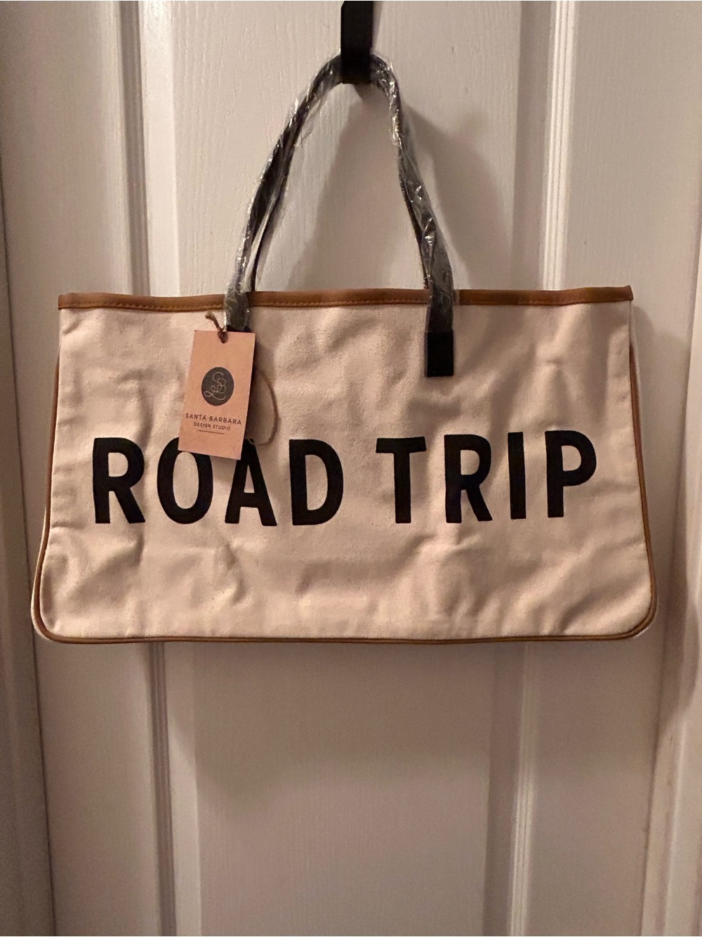 Canvas 'Road Trip' Tote Bag in Cream and Black - Santa Barbara